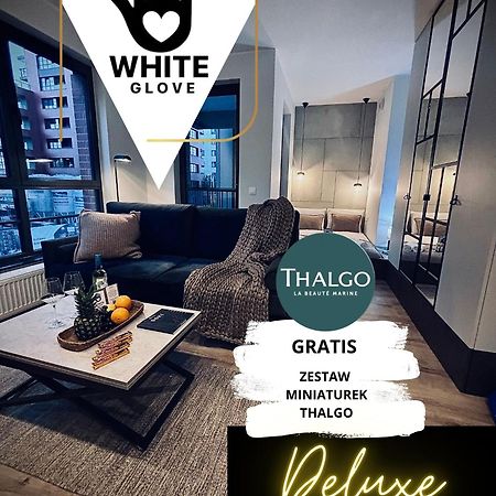 Apartament White Glove Deluxe Stocznia Montownia Gdansk Bagian luar foto